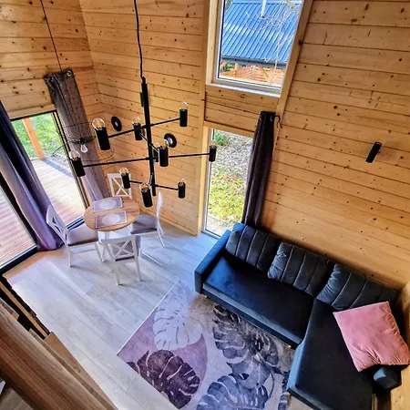 Dom wakacyjny Pod Laskiem Domkinadbugiem Z Jaccuzzi W Zielonym Otoczeniu 150m Od Rzeki